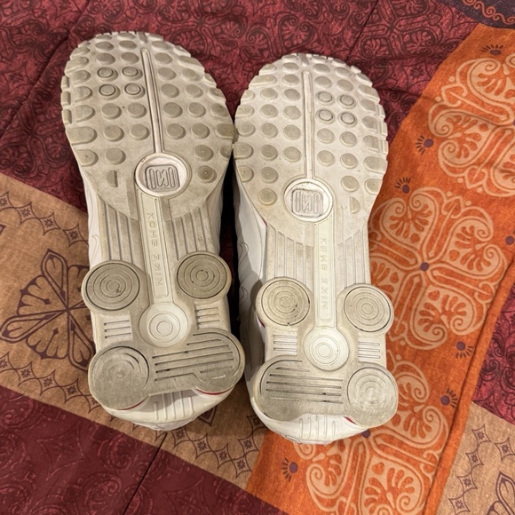 Nike Neymar Jr. x Shox R4 Platinum Tint, Size 12 Men’s. Gently Used. - Picture 8 of 8